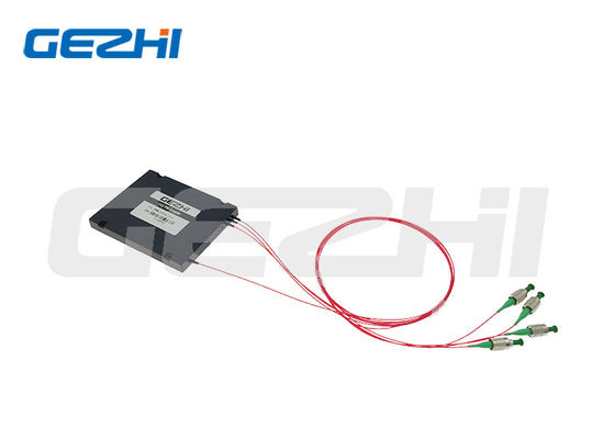 comprar Baixa perda de inserção 1*3 Polarização mantendo acoplador de fibra óptica para soluções FTTx Fabricação em linha